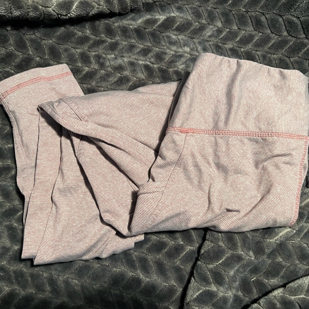 Danskin red/pink workout leggings size M